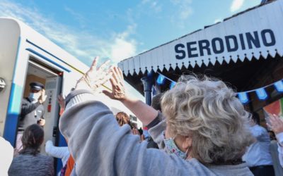 El tren de pasajeros volvió a parar en Serodino luego de 33 años