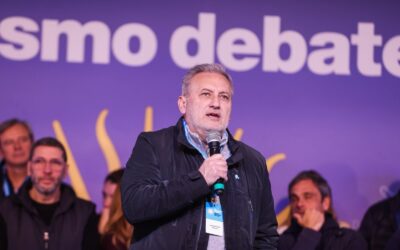 «Debemos cambiar este modelo económico»